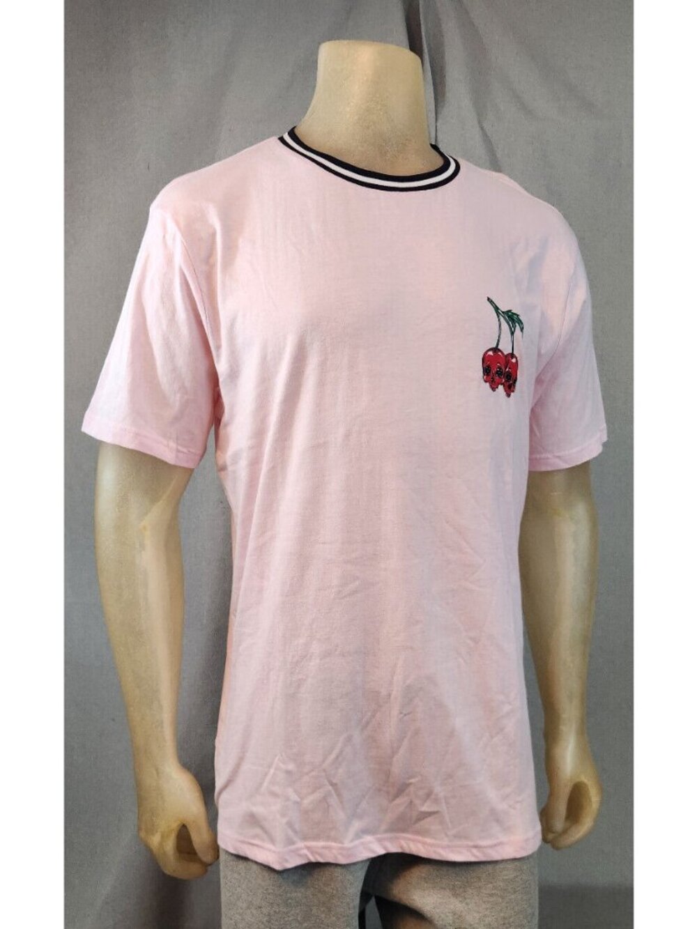 WXYZ Pink Cotton Candy w Cherry Skulls LARGE Short Slv Graphic Shirt Top NEW